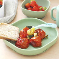 Talerzyk z przyssawką dla dzieci silikonowy sage green Beaba