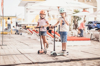 SCOOTANDRIDE Highwaykick 3 LED Hulajnoga składana ze świecącymi kółkami 3+ Kiwi