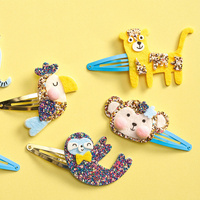 Zestaw kreatywny dla dzieci do tworzenia biżuterii Brokatowe spinki do włosów Egzotyczne zwierzęta Janod