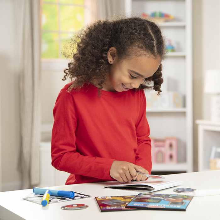 Mały detektyw zestaw dla dzieci z walizką Melissa and Doug