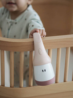 Przenośna lampka nocna LED z latarką Pixie 90h świecenia Pink Beaba